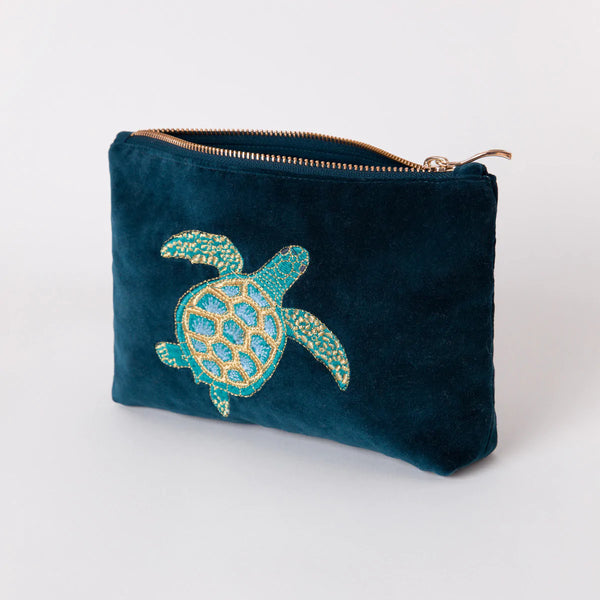 Scarlett elizabeth pouch deals